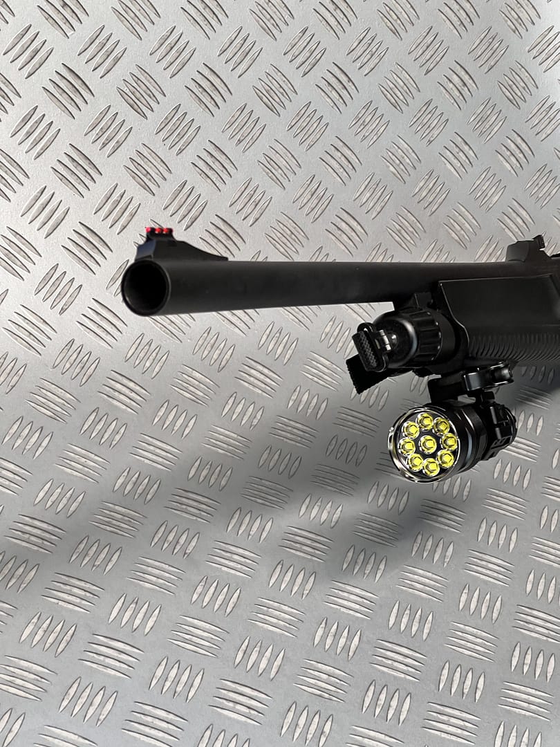 Lampe Torche Tactique Nitecore TM9K Tactique 9800 Lumens rechargeable USB-C