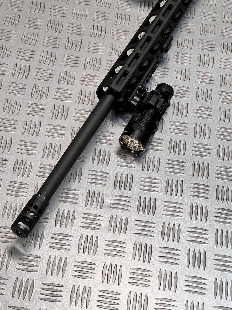 Lampe Torche Tactique Nitecore TM9K Tactique 9800 Lumens rechargeable USB-C