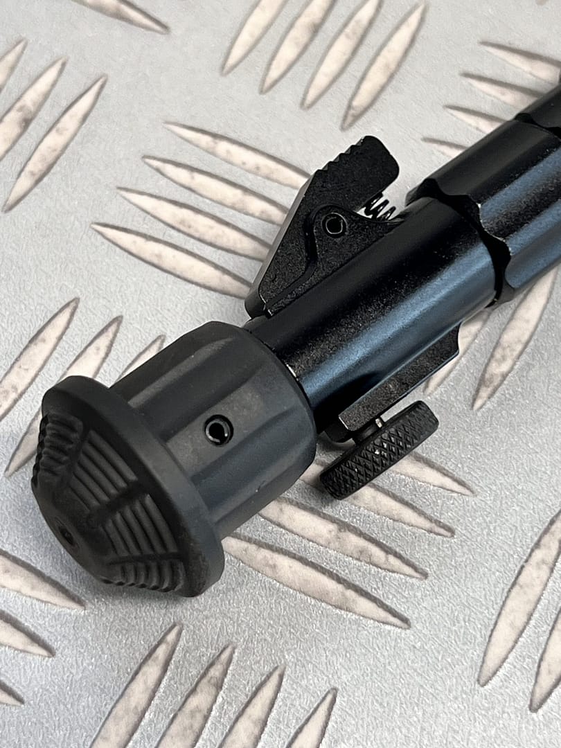 BIPIED À PIEDS INDÉPENDANTS